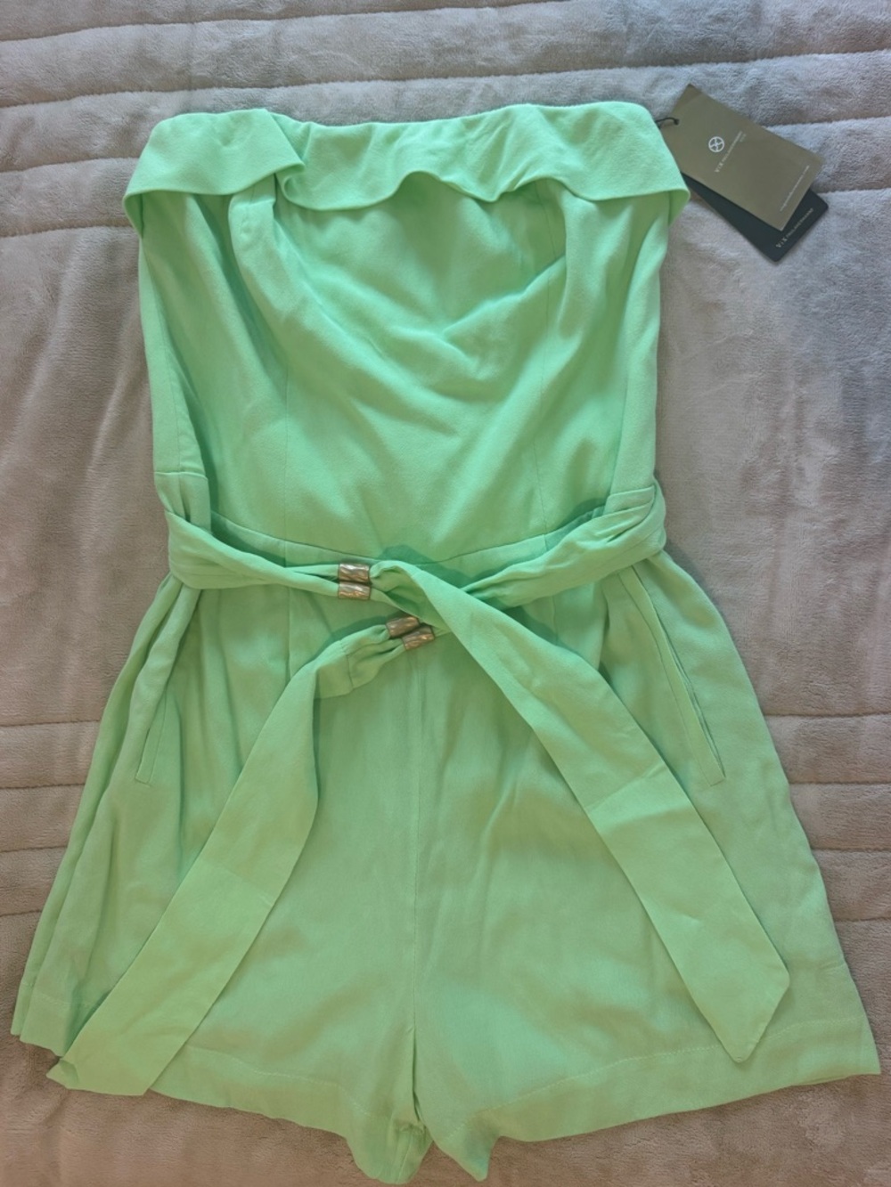 NWT Vix Serena Romper in Lime, Size 6